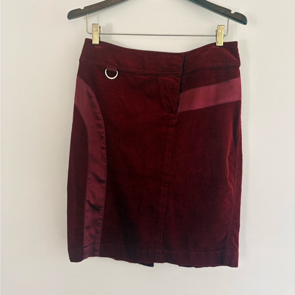bebe Burgundy Asymmetrical Satin-Trim Pencil Skirt